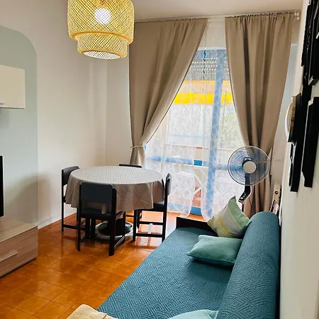 La Casa Di Tomino Apartment *