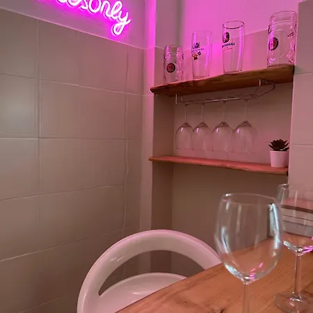 La Casa Di Tomino Lägenhet