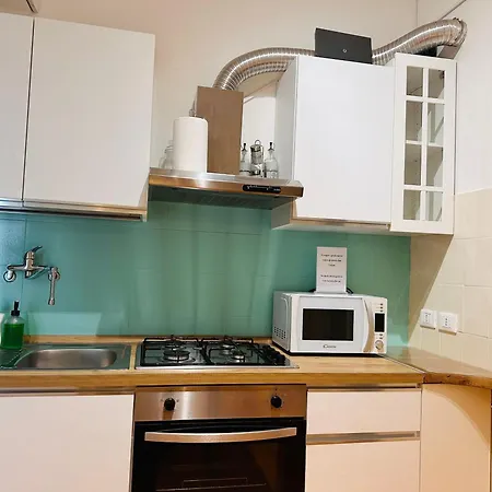 La Casa Di Tomino Apartment *