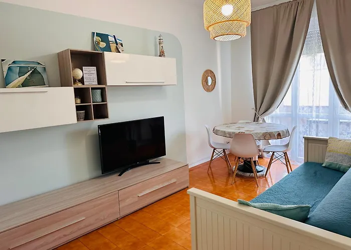 La Casa Di Tomino Apartment